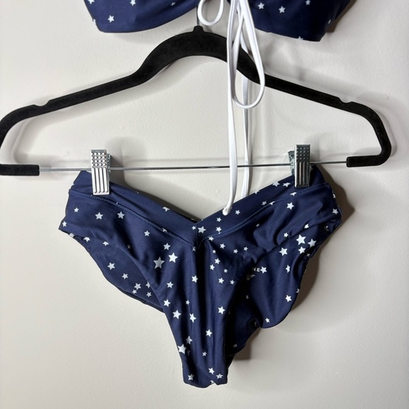 One One Star Print Bikini Swimsuit Set 2 Piece Cheeky Navy Blue - Picture 2 of 5